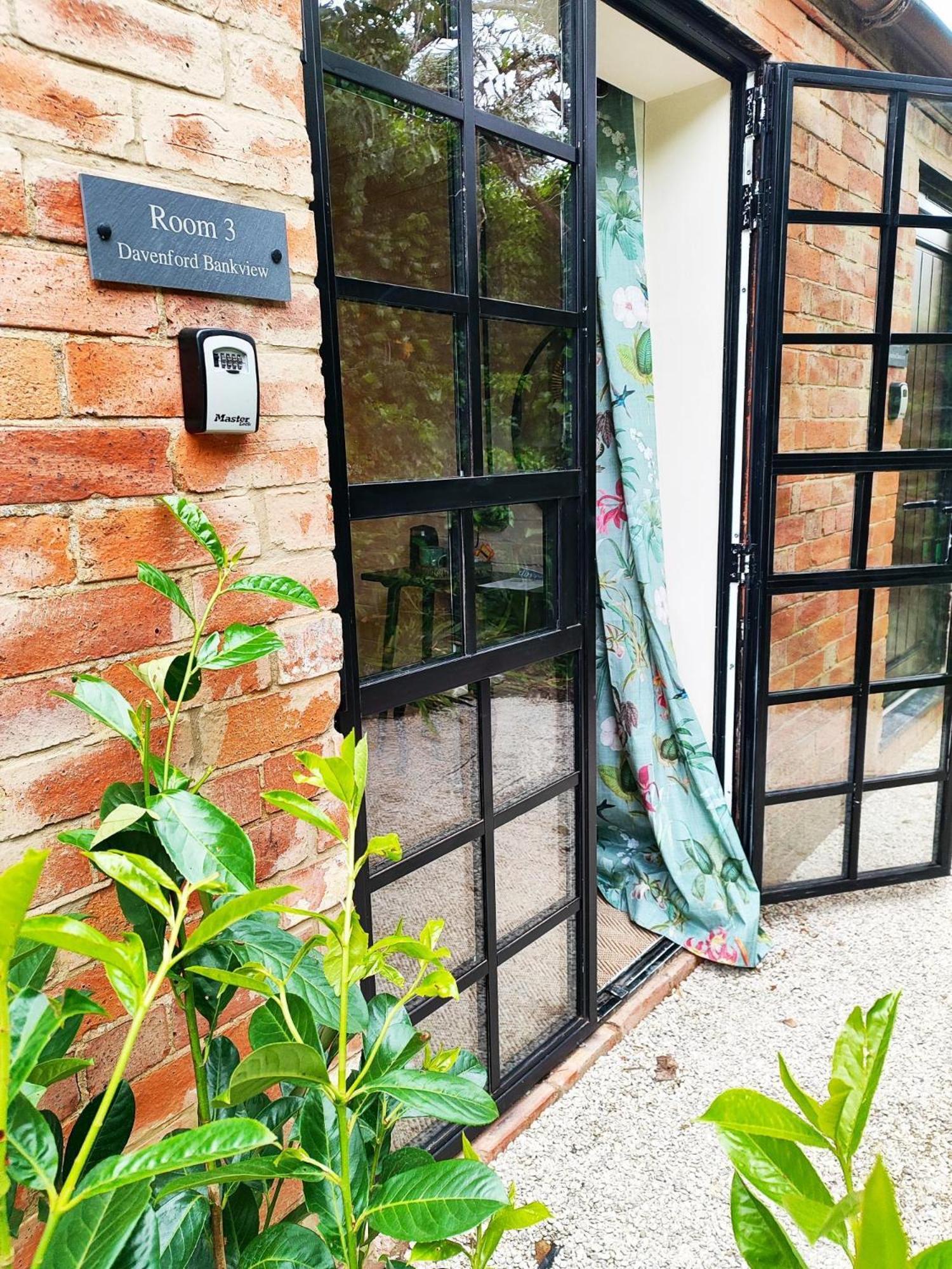 Bankview Apartment Moreton-in-Marsh Exterior photo